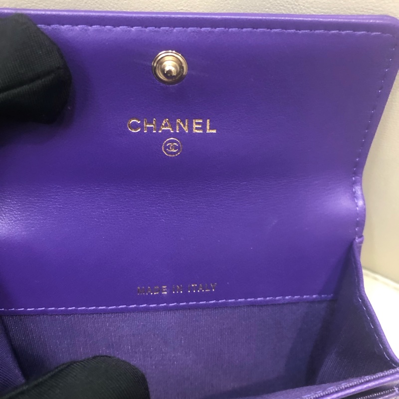 CHANEL Boy 紫色羊皮菱格紋卡片夾XC542-15