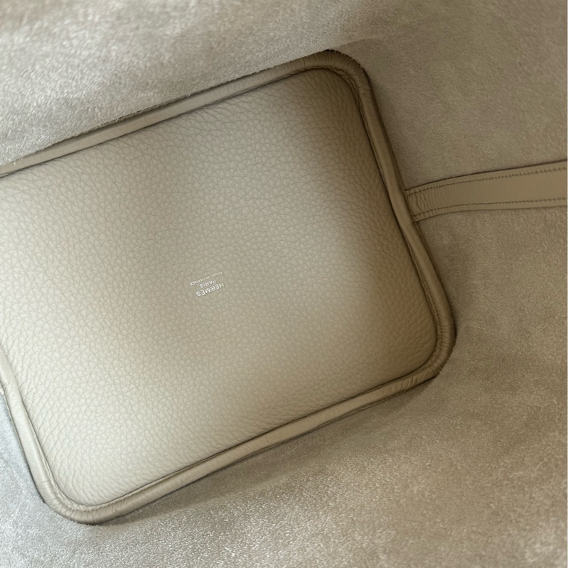 Hermes 奶昔白銀扣picotin22 🎀-13