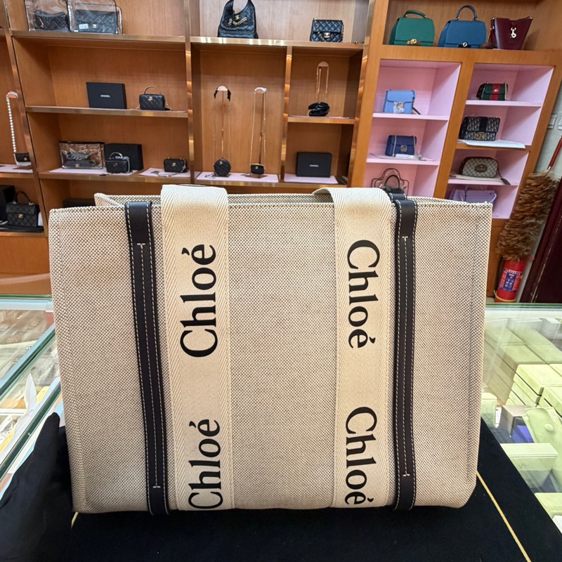 「99新✨全網最低價」Chloé Woody 中號托特包|米色帆布黑色皮革-4