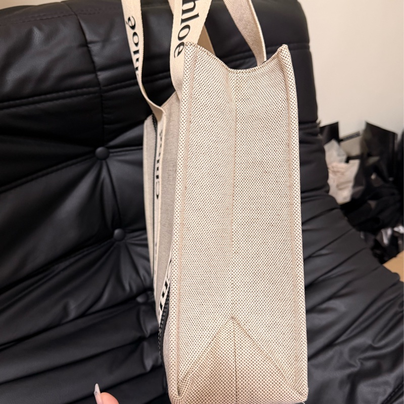 「99新✨全網最低價」Chloé Woody 中號托特包|米色帆布黑色皮革-15