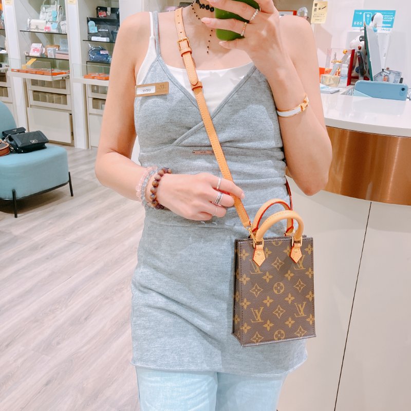 TK2066 Louis Vuitton Sac Plat Monogram #NFC-1