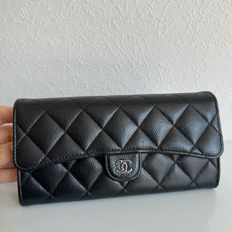 Chanel 黑荔枝銀雙C釦式長夾-1