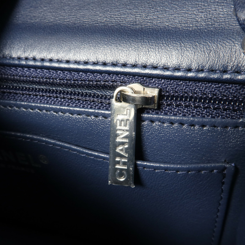 CHANEL 斜紋軟呢/亮片Mini Classic 20鏈帶肩背袋-10