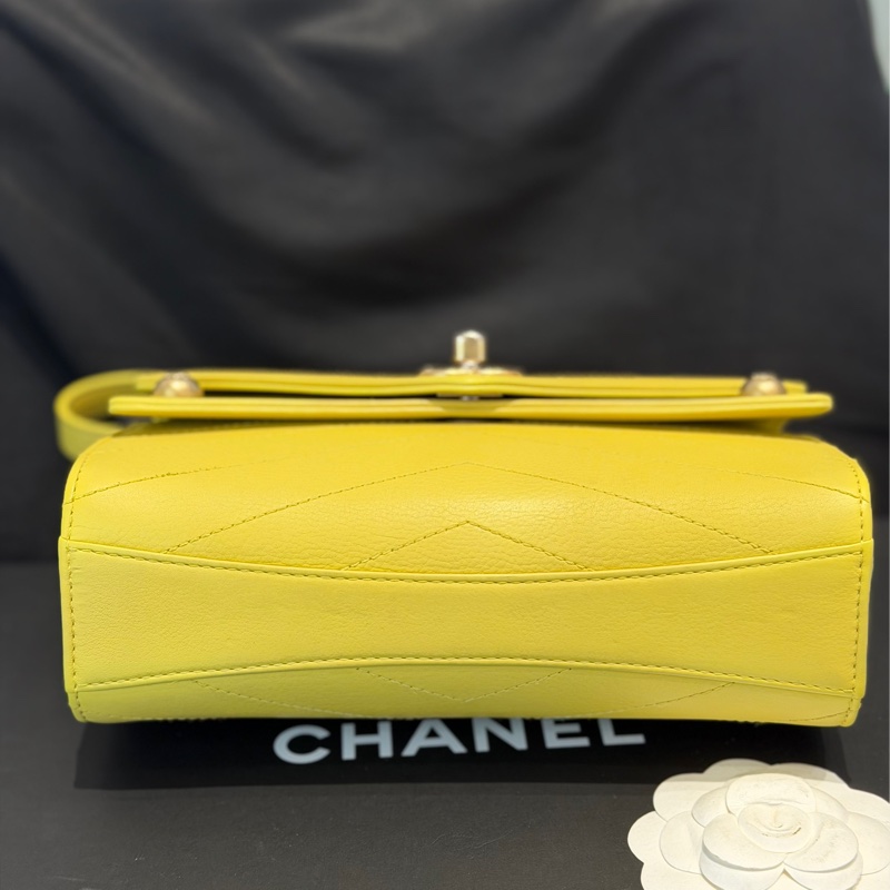Chanel香奈兒 季節款信封包 鐳射27開帶卡 檸檬黃 金扣 V紋牛皮 尺寸20*13.5*5.5-2