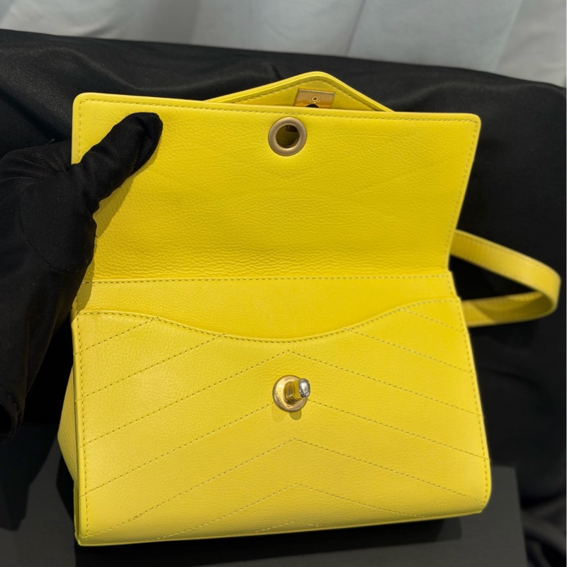 Chanel香奈兒 季節款信封包 鐳射27開帶卡 檸檬黃 金扣 V紋牛皮 尺寸20*13.5*5.5-3