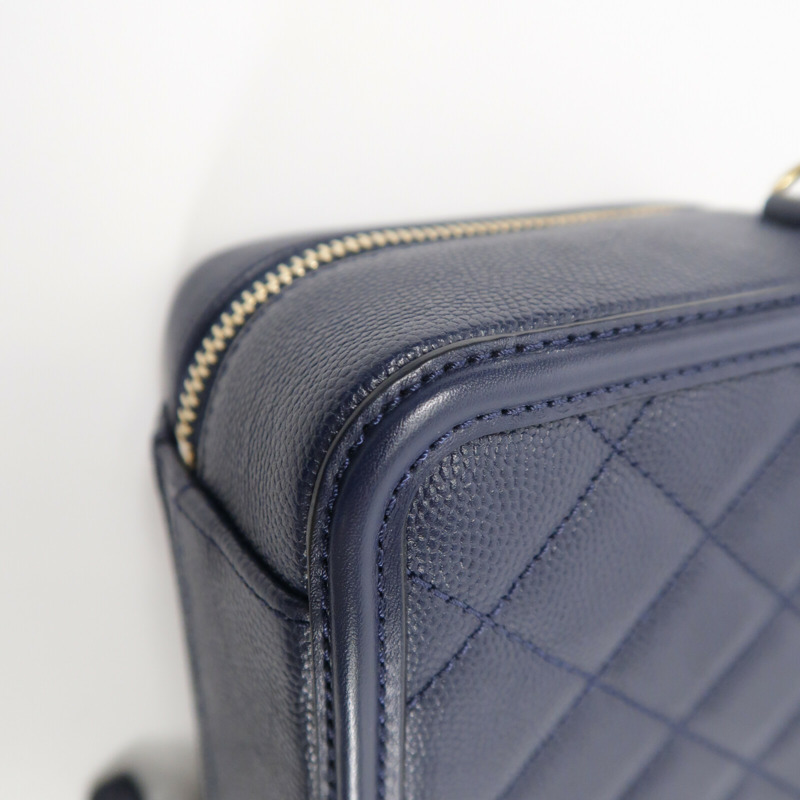 CHANEL 牛皮皮革Vanity Case鏈帶手挽肩背兩用袋-14