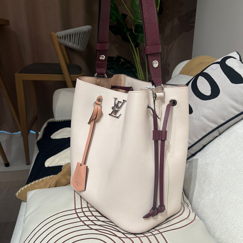 LV Lockme Bucket bag Calfskin-1