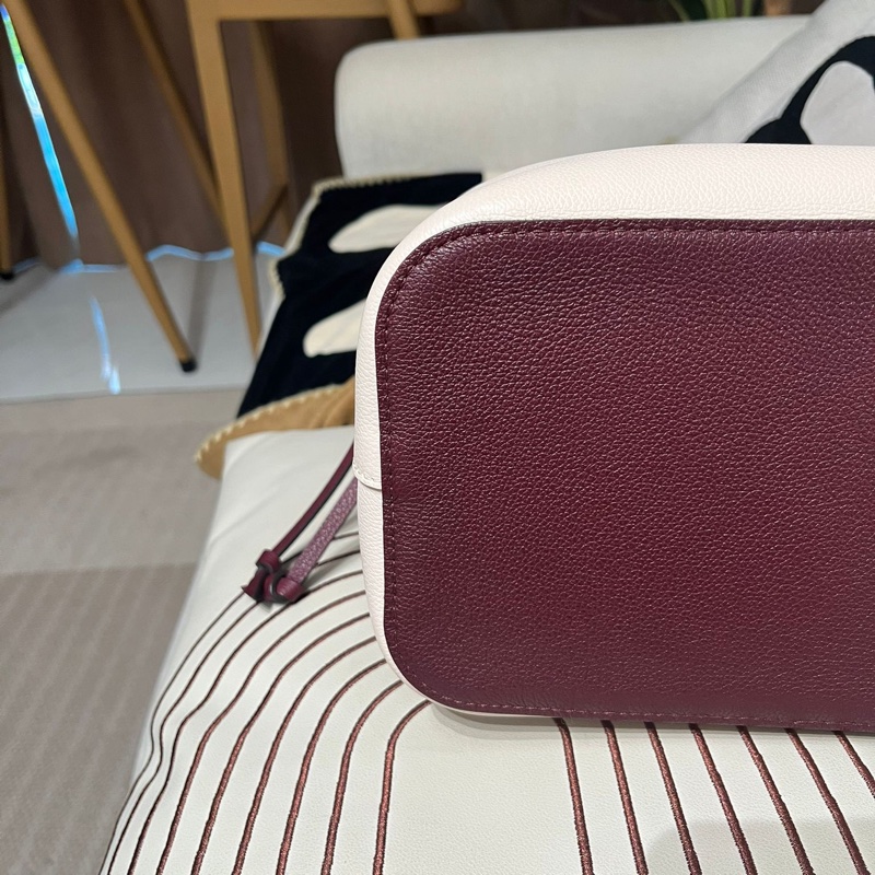 LV Lockme Bucket bag Calfskin-6