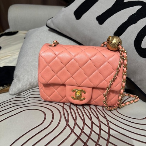 Chanel Mini Flap Bag With Pearl Crush ,金球方胖,