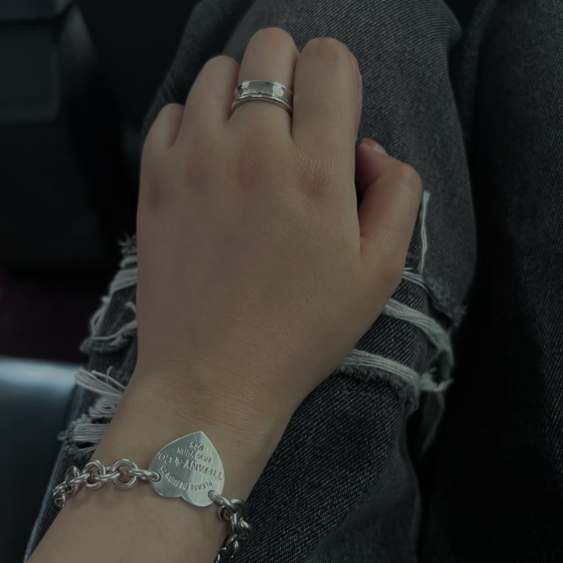 Tiffany純銀愛心手鍊-28