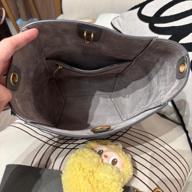 Celine sangle small bucket bag 灰色牛皮水桶袋 new logo-10