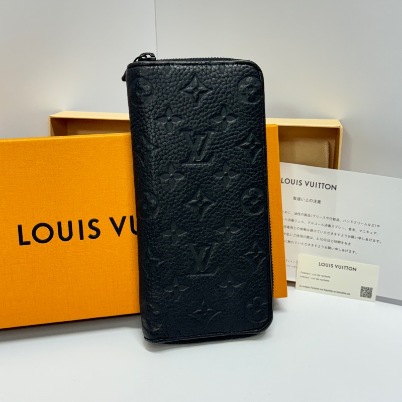 【晶片款/LV最頂級皮革】 LV M11721 Taurillon 黑壓紋牛皮長夾 (專櫃43,500)-1