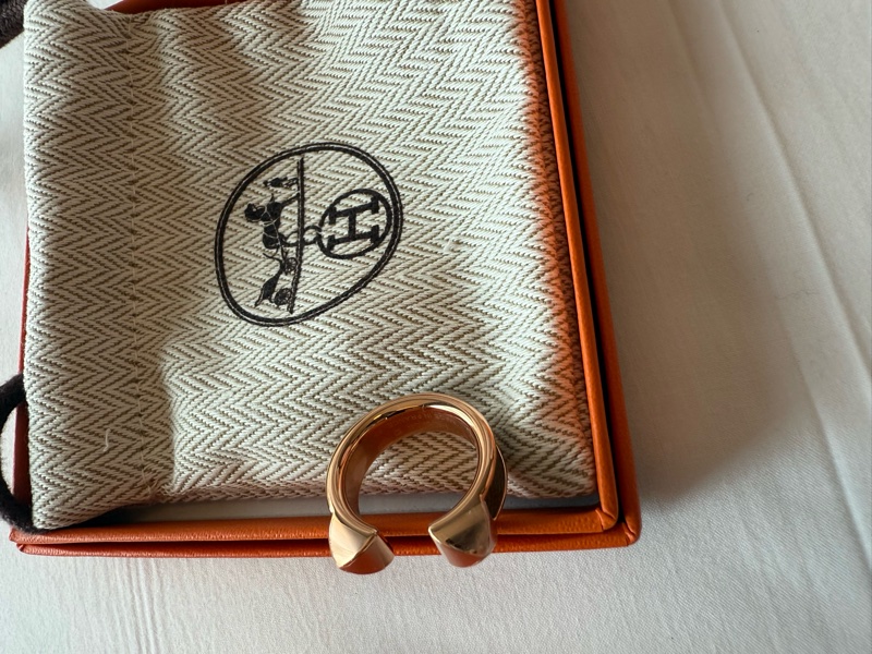 💖Hermes 皮戒指 Athena 卯釘戒指💖 全新 53號-6