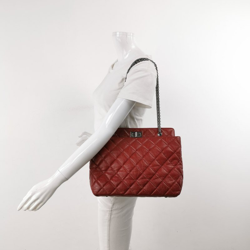 Chanel 2.55 Bag油蠟皮菱格絎縫長方形旋扣單肩包-1