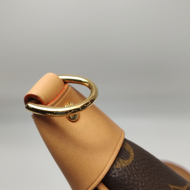 Louis Vuitton (LV) Loop植鞣革Monogram印花肩背包晶片款-10