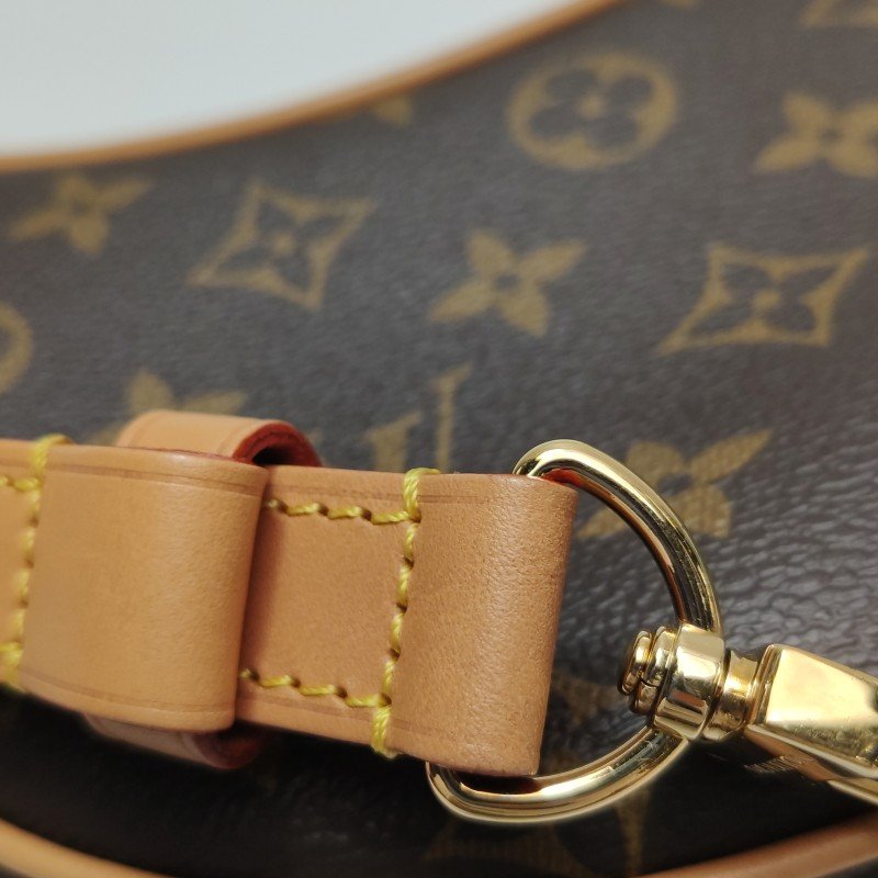 Louis Vuitton (LV) Loop植鞣革Monogram印花肩背包晶片款-14