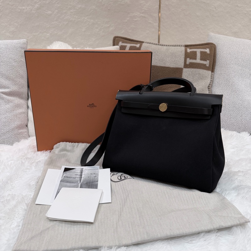 Hermes/ Herbag 31/ 全黑帆布金扣/ Z刻-0