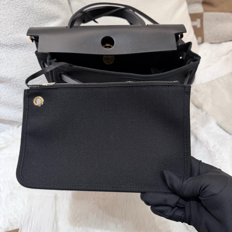 Hermes/ Herbag 31/ 全黑帆布金扣/ Z刻-12