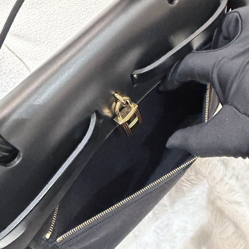 Hermes/ Herbag 31/ 全黑帆布金扣/ Z刻-15