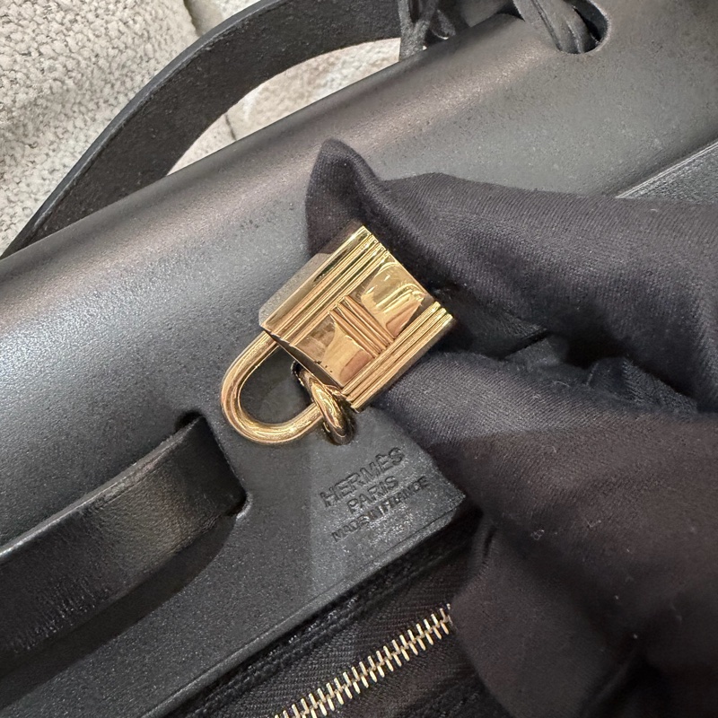 Hermes/ Herbag 31/ 全黑帆布金扣/ Z刻-20