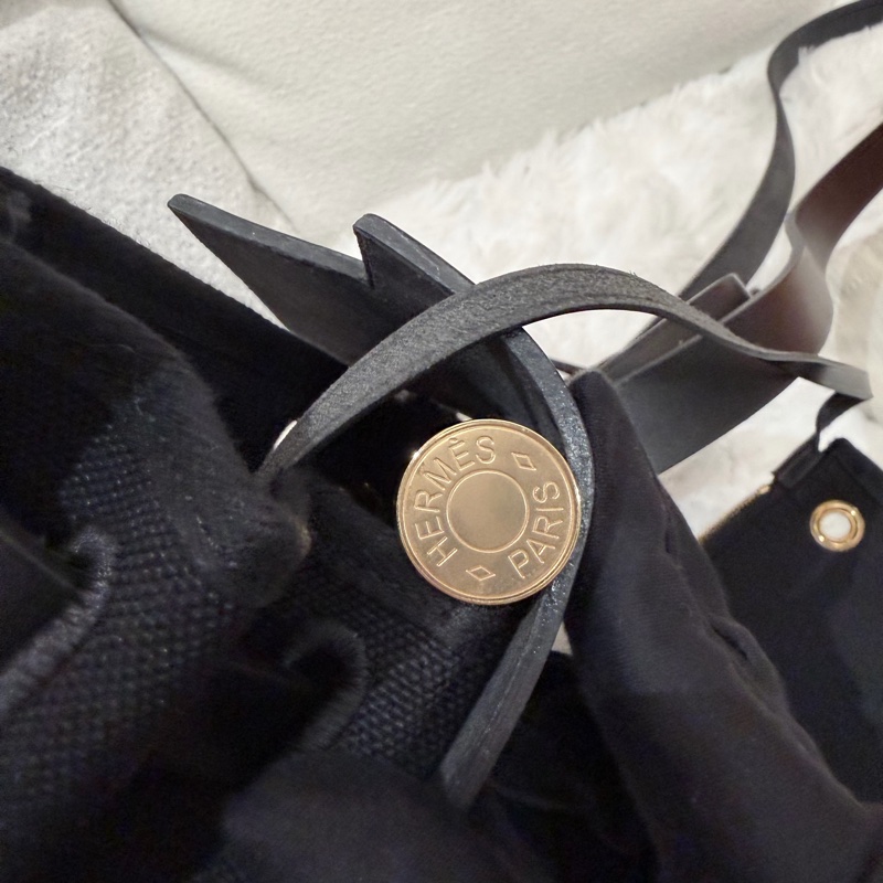 Hermes/ Herbag 31/ 全黑帆布金扣/ Z刻-22