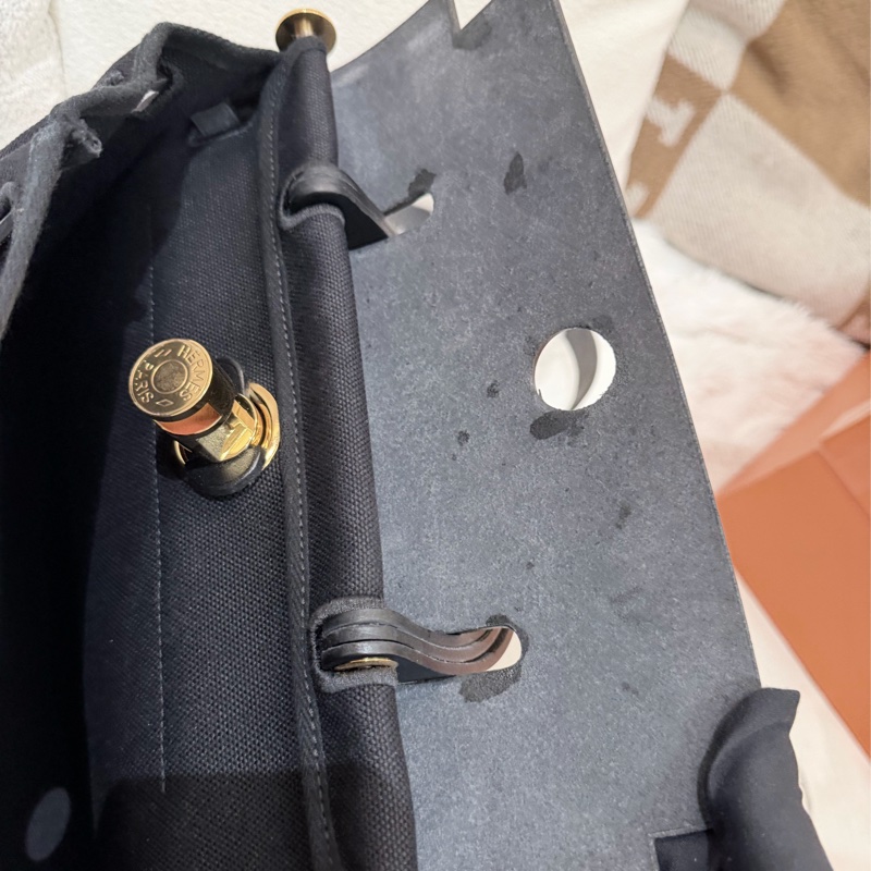 Hermes/ Herbag 31/ 全黑帆布金扣/ Z刻-28