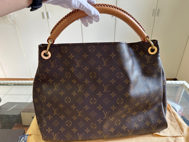 Louis Vuitton M40249 MM-6
