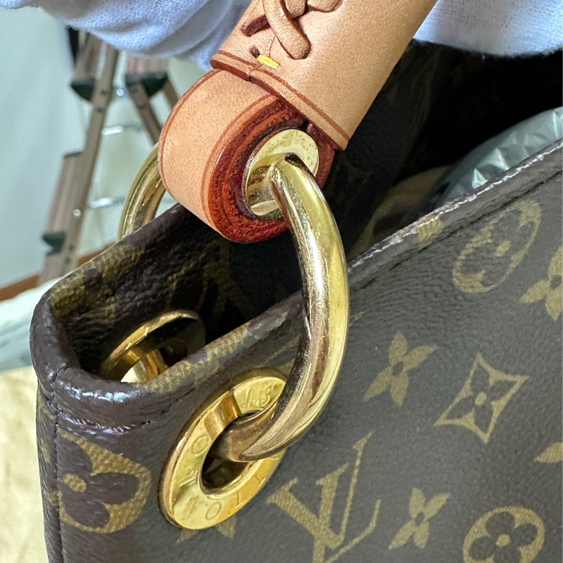 Louis Vuitton M40249 MM-18
