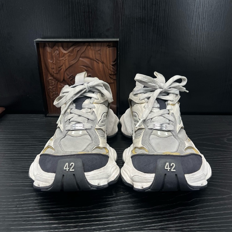Balenciaga巴黎世家 cargo 灰白 42 碼-1