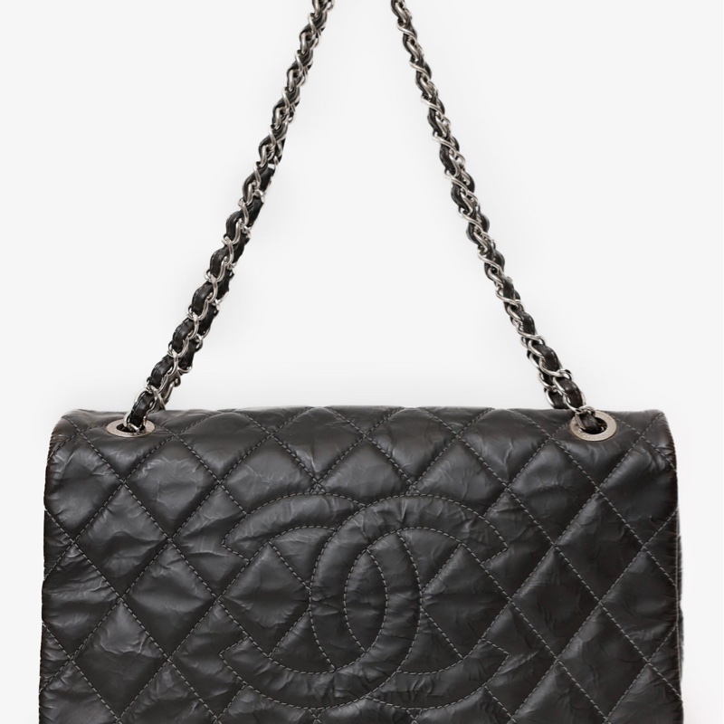 CHANEL Classic Flap Timeless CC 黑色亮面小牛皮銀鍊包-2