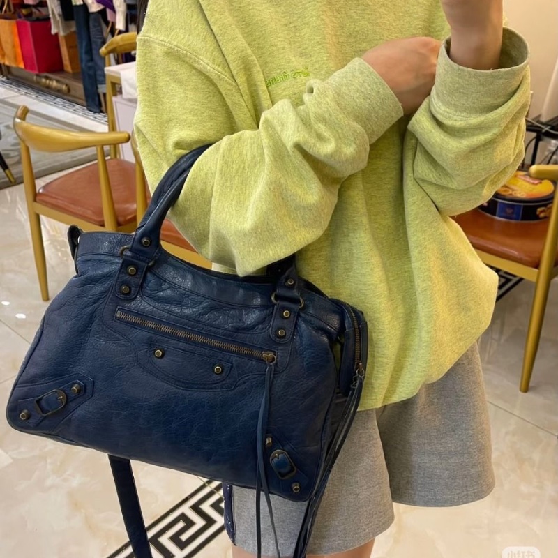 BALENCIAGA 藍色手提肩背機車包 33*19*5 9新 配件鏡子塵袋-1