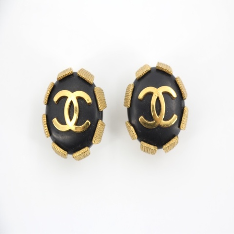 Chanel Vintage 94P 金屬金色滾邊黑色樹脂耳環