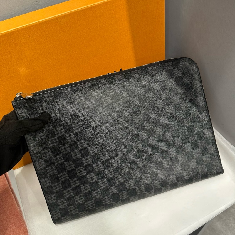 近全新🌟Louis Vuitton LV Portfolio 大手拿包 |Classic Trend CT精品|台北東區實體-5