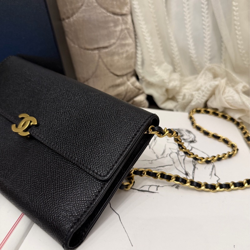 香奈兒 黑色 黑色皮革 黑色皮革 雙c  荔枝牛皮 經典款 長夾 錢包 金扣 手袋 側斜包 孭背包 長夾 單肩包 包包 鏈條錢包 chanel black caviar bag 肩背  手提包 側背包 斜挎包 斜背包 中古包 經典款-12
