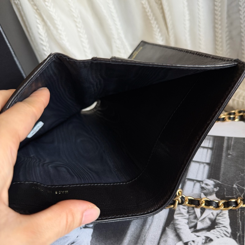 香奈兒 黑色 黑色皮革 黑色皮革 雙c 荔枝牛皮 經典款 長夾 錢包 金扣 手袋 側斜包 孭背包 長夾 單肩包 包包 鏈條錢包 chanel black caviar bag 肩背 手提包 側背包 斜挎包 斜背包 中古包 經典款-23