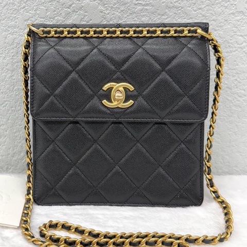 99新 Chanel 香奈兒 23A 黑金 菱格紋 斜挎包 芯片款 尺寸：20×21cm 