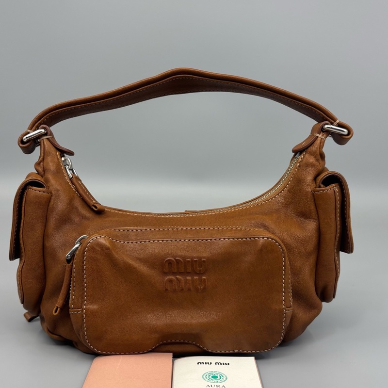 MIUMIU 繆繆 pocket腋下hobo 機車 尺寸24*12-0