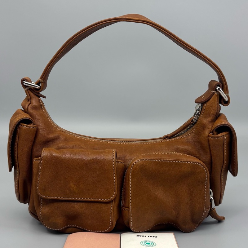 MIUMIU 繆繆 pocket腋下hobo 機車 尺寸24*12-1