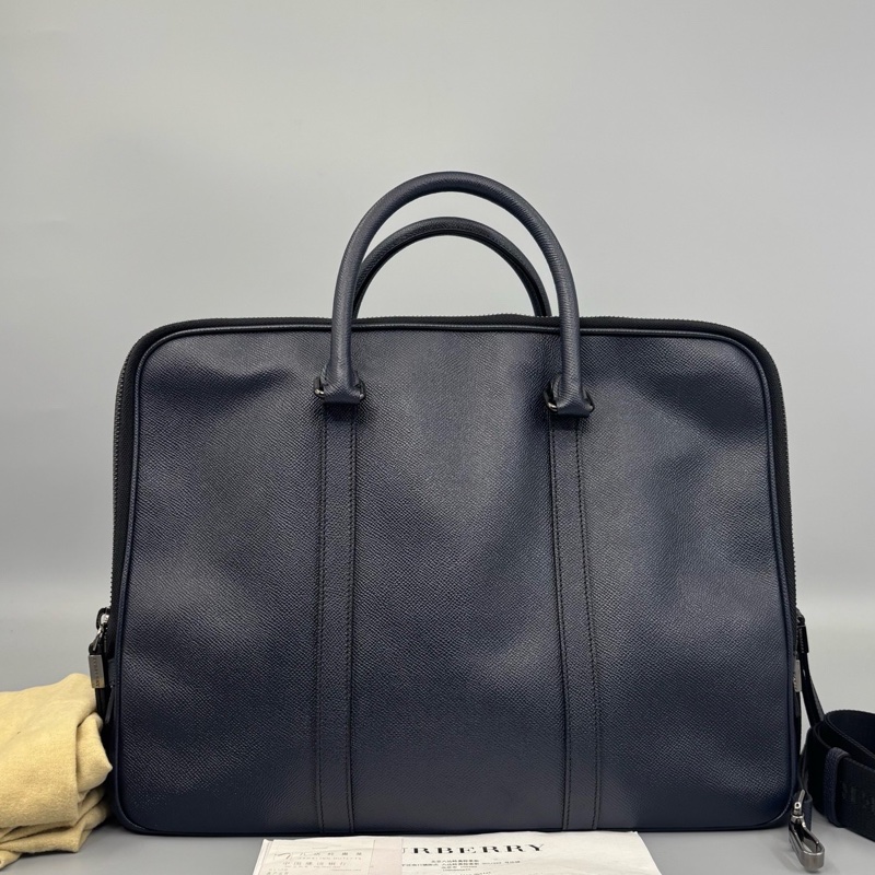 Burberry 巴寶莉 荔枝紋牛皮公文包 尺寸39*30-1