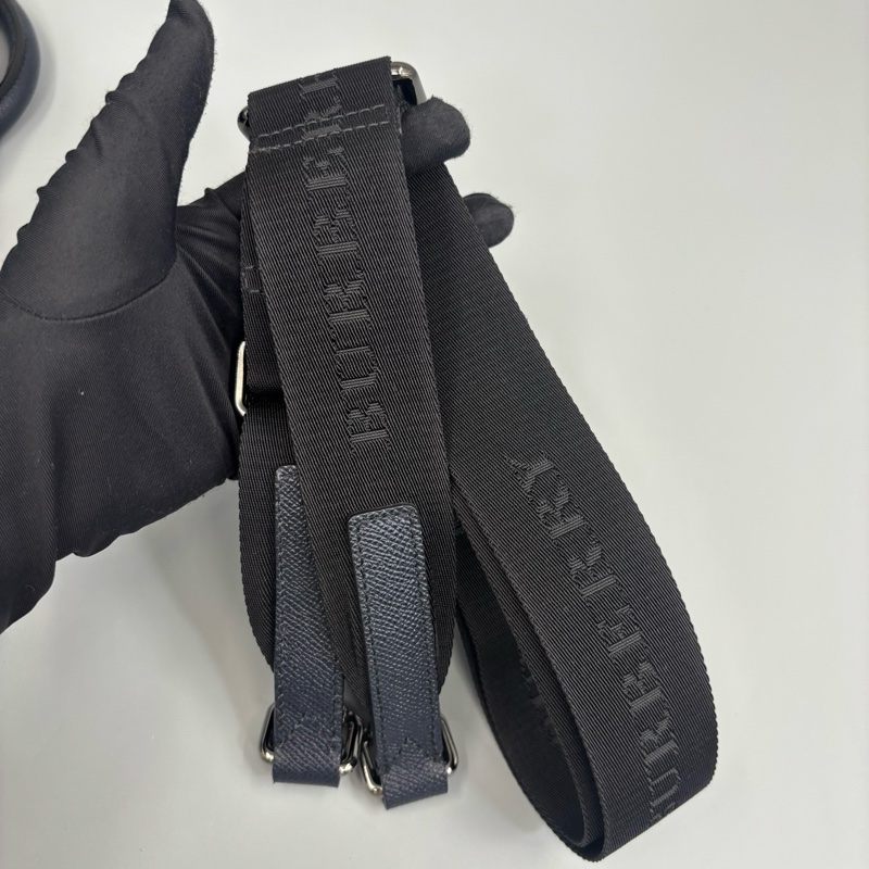 Burberry 巴寶莉 荔枝紋牛皮公文包 尺寸39*30-6