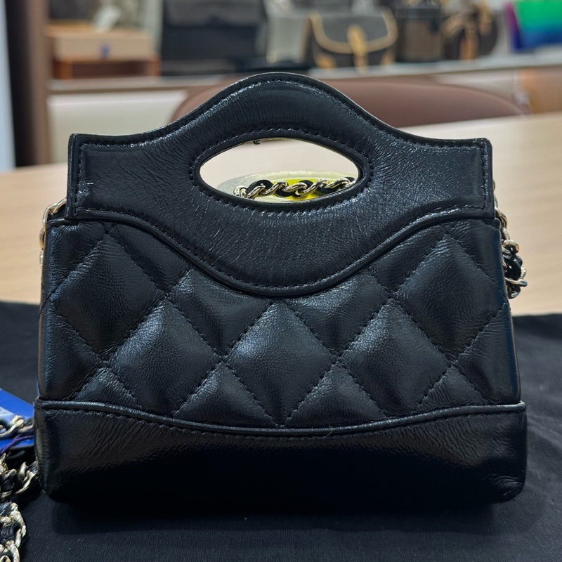 Chanel/香奈兒31Bag mini黑色油蠟皮菱格紋鏈條包手提斜挎包芯片款-1