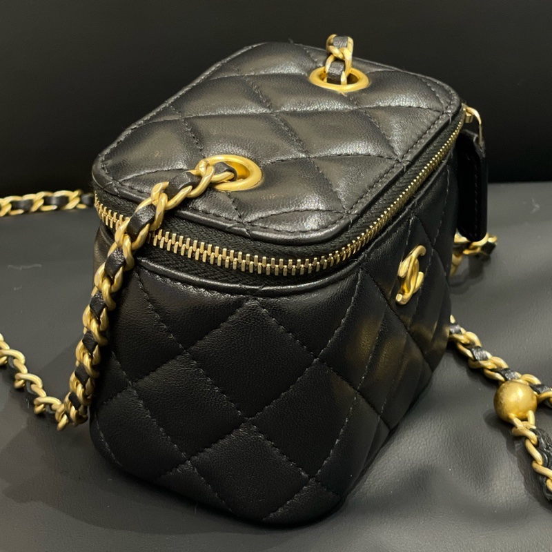 香奈兒/Chanel 黑金金球小盒子單肩斜跨包 經典黑色 小羊皮 11×8×9 保卡30開-1