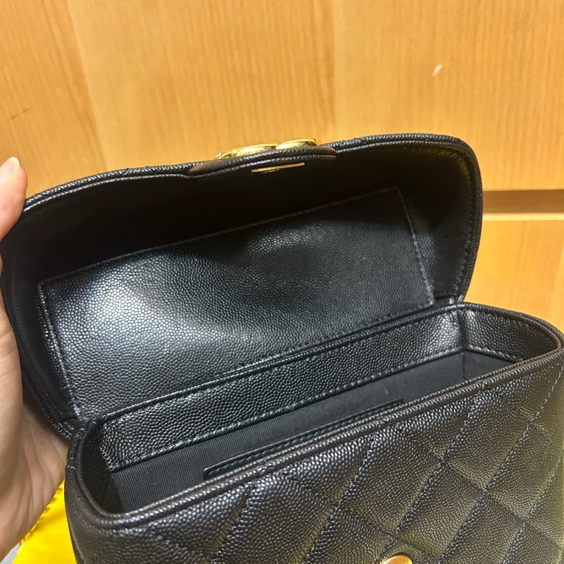 Chanel 盒子 魚子醬皮-17