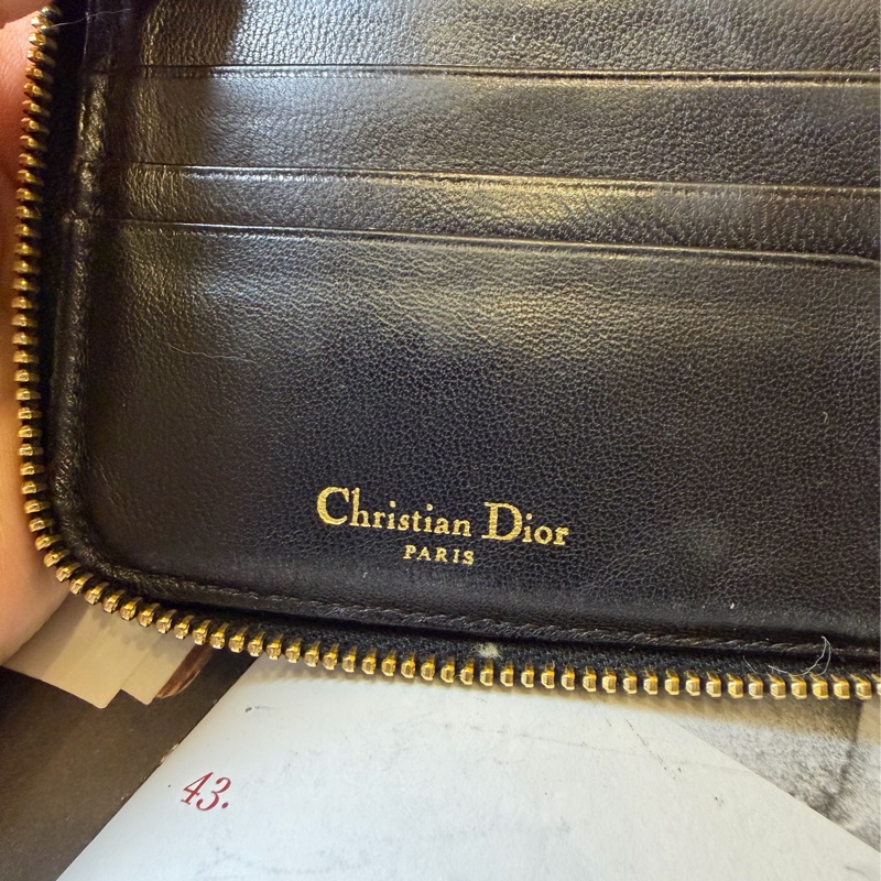 迪奧 黑色 黑色皮革 黑色皮革  經典款 長夾 錢包 金扣 手袋 短夾 側斜包 孭背包 單肩包 包包 鏈條錢包 廢包 肩背  手提包 側背包 斜挎包 斜背包 中古包 經典款 lady dior black leather short wallet  black bag-16