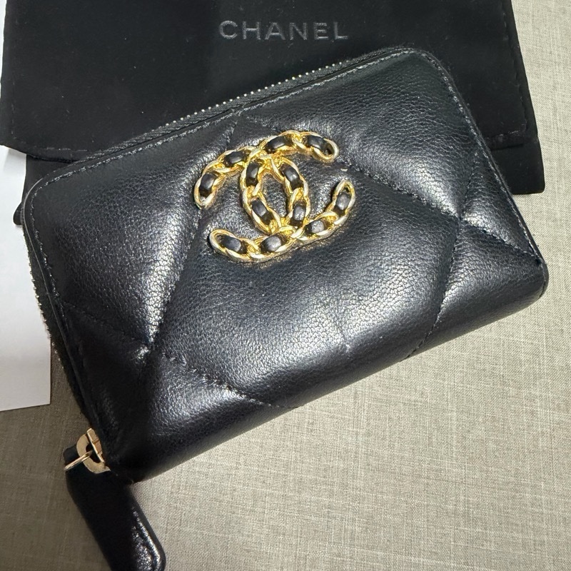 🌸Chanel 19 經典菱格黑金 卡片短夾🌸-1