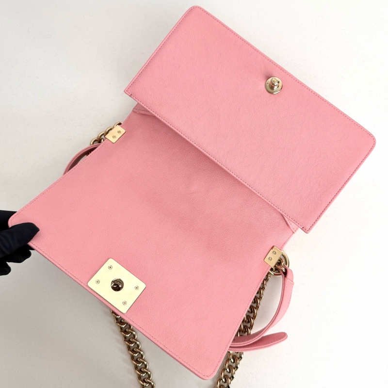 【全新品】Chanel 香奈兒 27開 櫻花粉金扣v紋荔枝牛皮Leboy中號鏈條包-9
