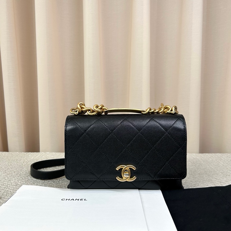 Chanel香奈兒黑色荔枝紋鏈條包 金色五金扣 經典菱格紋設計-0