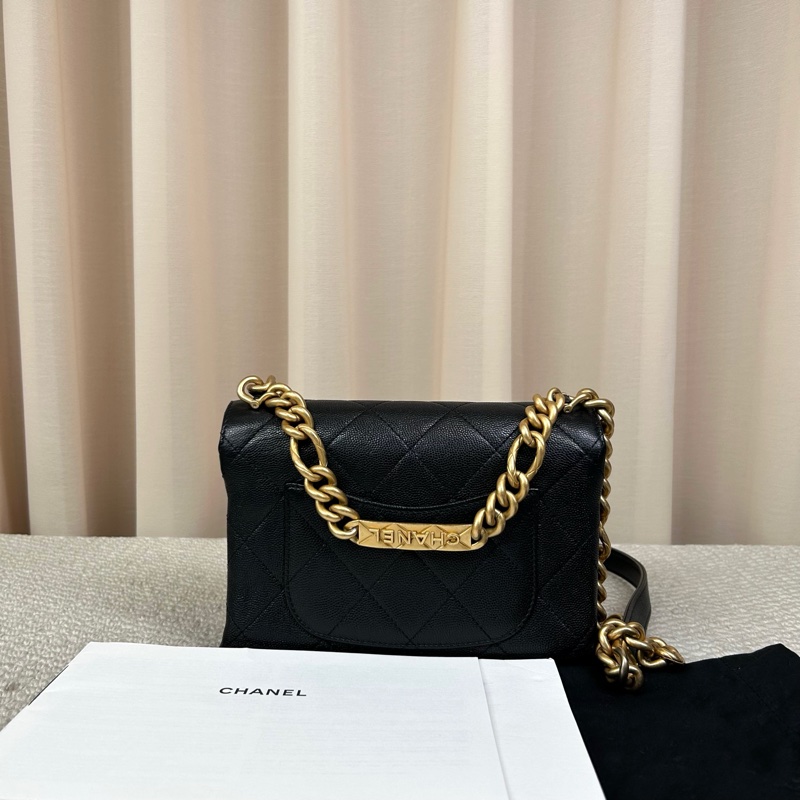 Chanel香奈兒黑色荔枝紋鏈條包 金色五金扣 經典菱格紋設計-1
