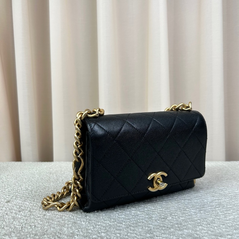 Chanel香奈兒黑色荔枝紋鏈條包 金色五金扣 經典菱格紋設計-2