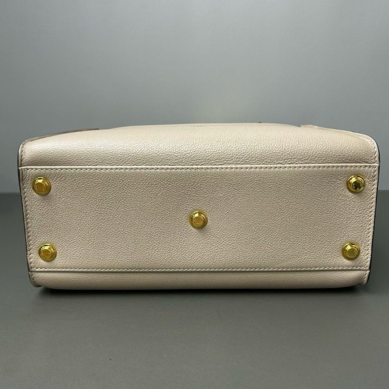 LV On My Side 中號 粒面牛皮 拼接米白色皮革 30.5 *14 *24.5 cm 9新 配件肩帶 塵袋-8